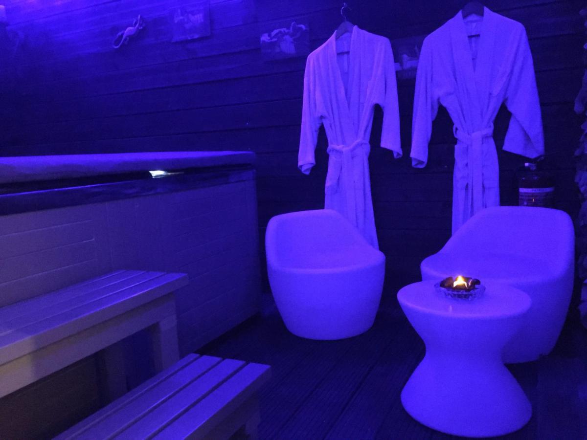 Jacuzzi Prive Chambre Et Table D Hotes Вовер Экстерьер фото